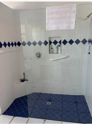 8974 GREY OAKS AVENUE Sarasota, FL 34238
