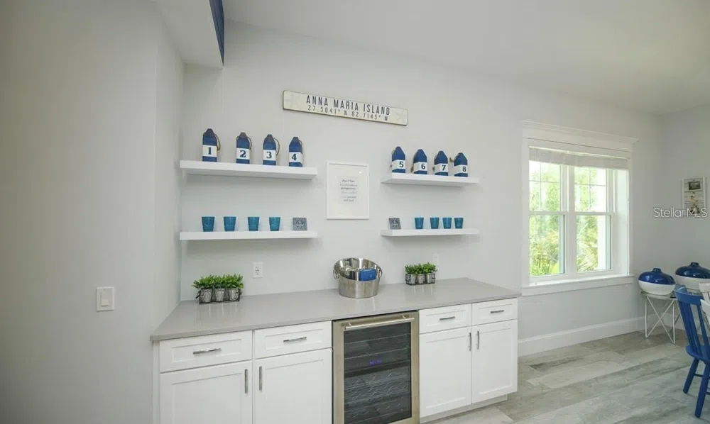 212 SPRING AVENUE Anna Maria, FL 34216
