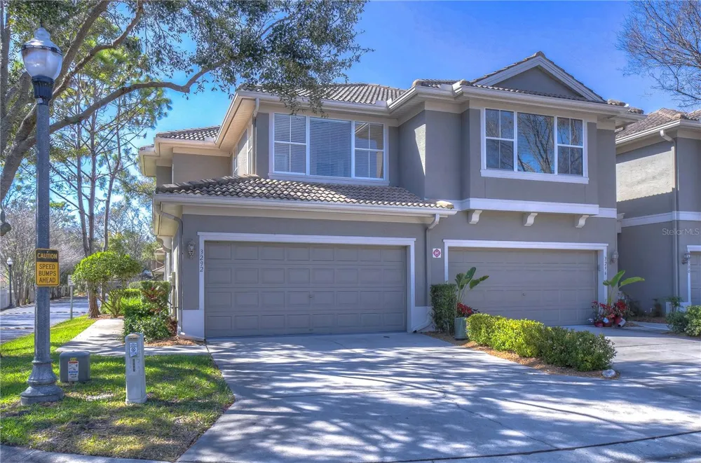 3292 COVERED BRIDGE DRIVE E Dunedin, FL 34698