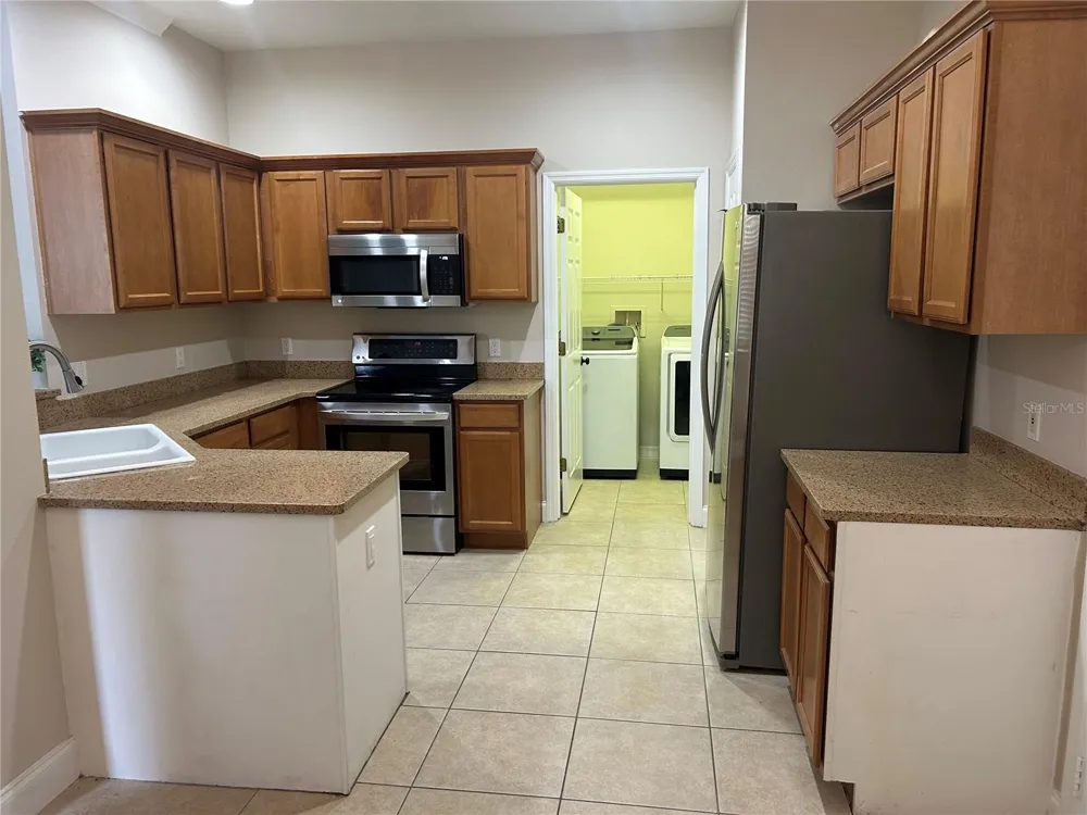 3292 COVERED BRIDGE DRIVE E Dunedin, FL 34698