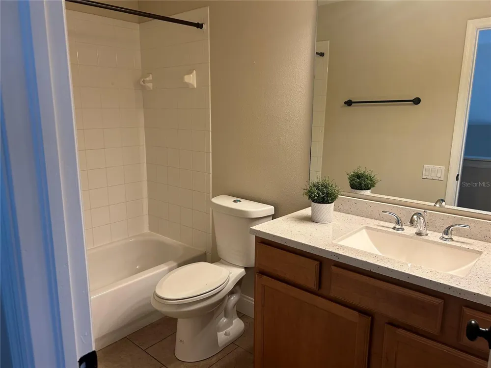 3292 COVERED BRIDGE DRIVE E Dunedin, FL 34698