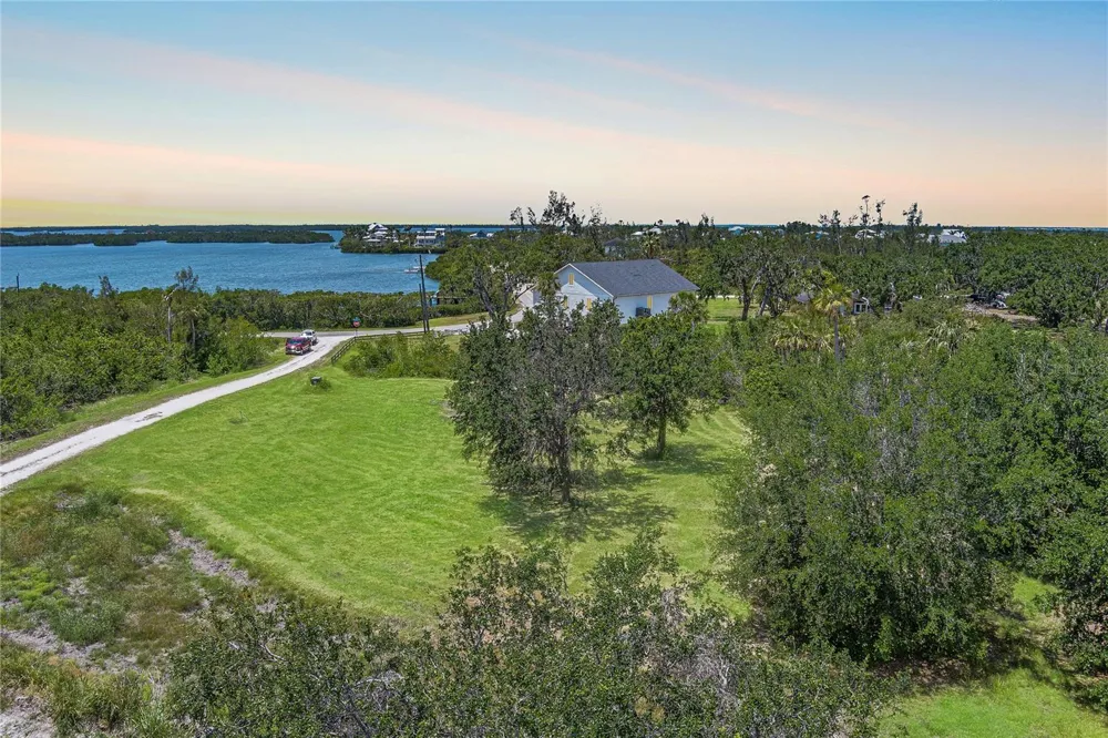 818 BAYOU POINT COURT Terra Ceia, FL 34250