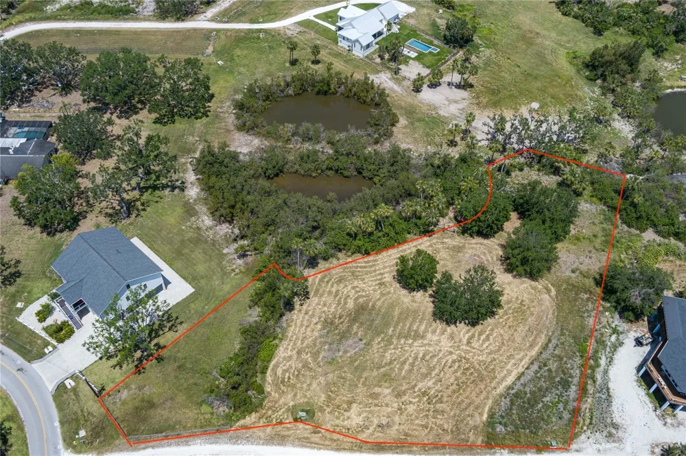 818 BAYOU POINT COURT Terra Ceia, FL 34250