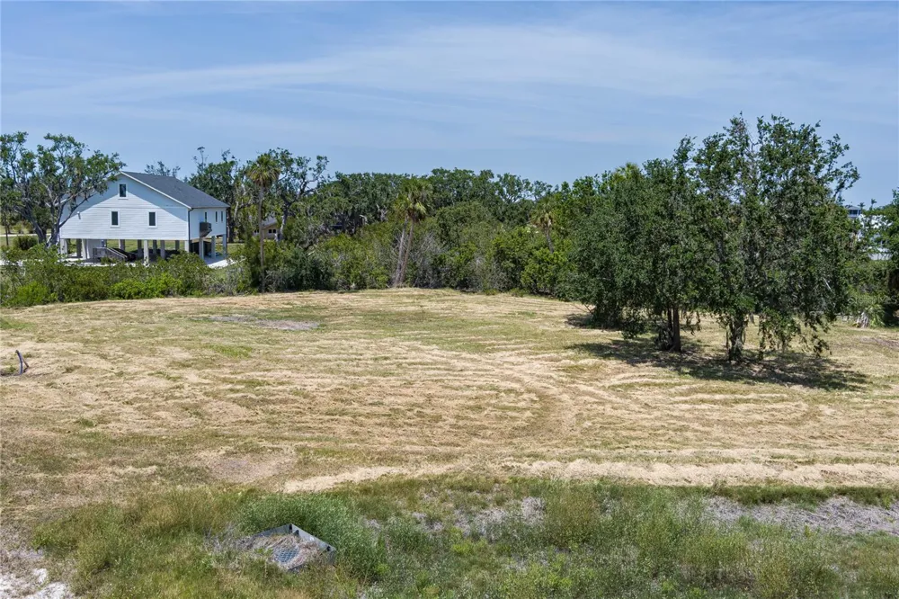 818 BAYOU POINT COURT Terra Ceia, FL 34250