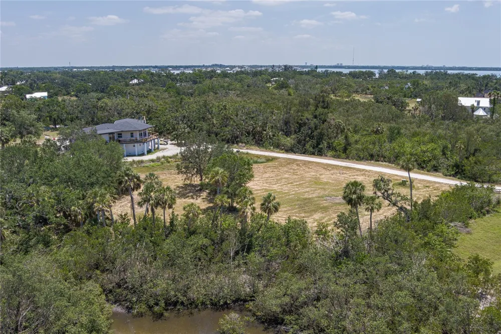 818 BAYOU POINT COURT Terra Ceia, FL 34250