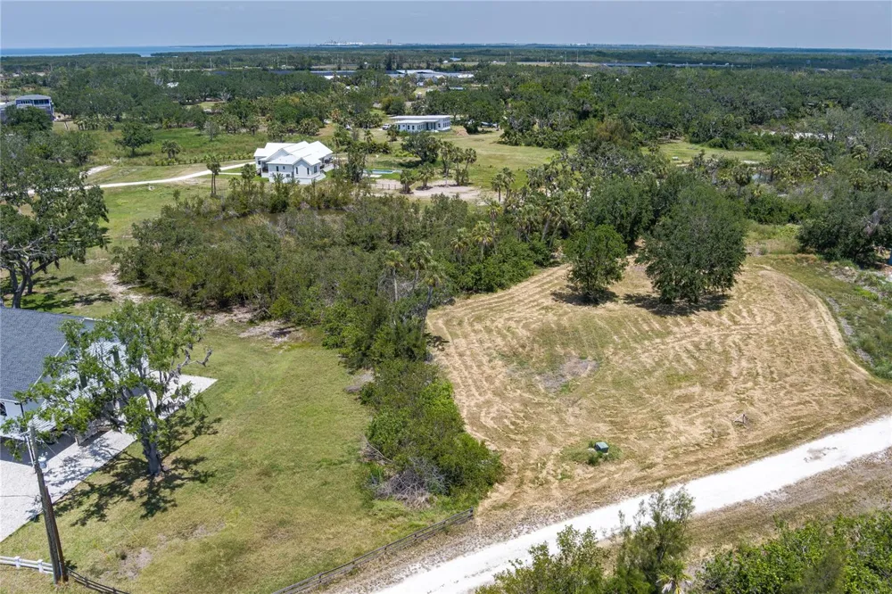 818 BAYOU POINT COURT Terra Ceia, FL 34250
