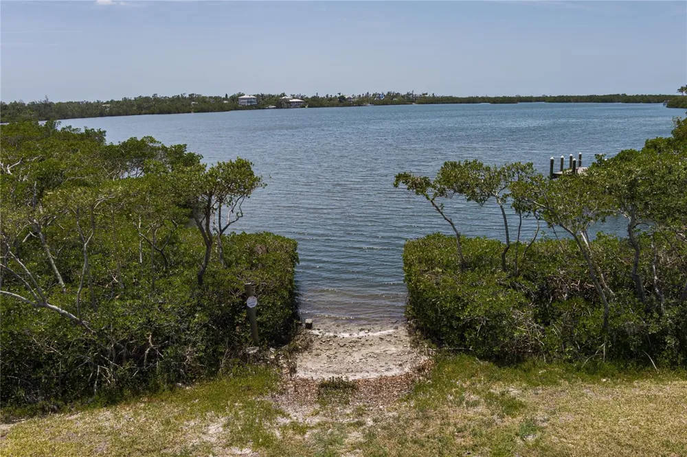818 BAYOU POINT COURT Terra Ceia, FL 34250