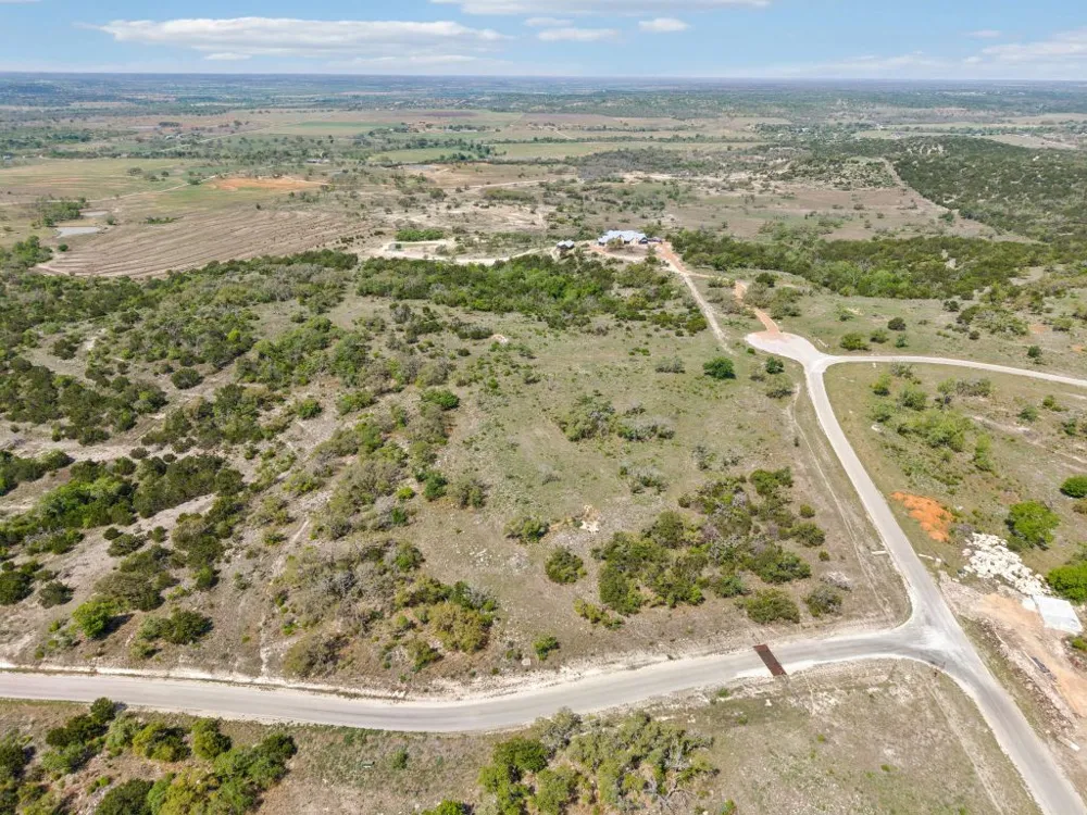 8 , Calle Del Sol Drive Fredericksburg, TX 78624