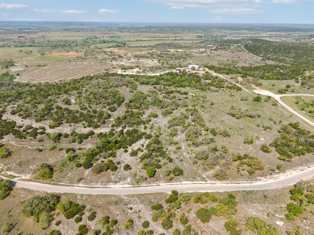 8 , Calle Del Sol Drive Fredericksburg, TX 78624