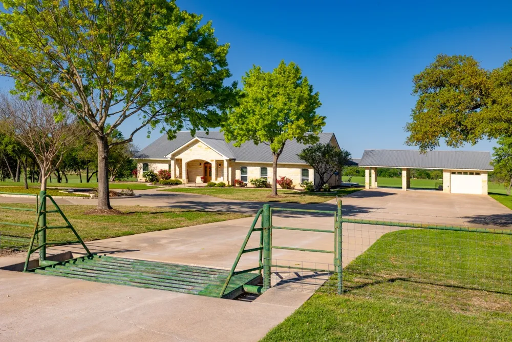 4503 FM 1715 Lampasas, TX 76550