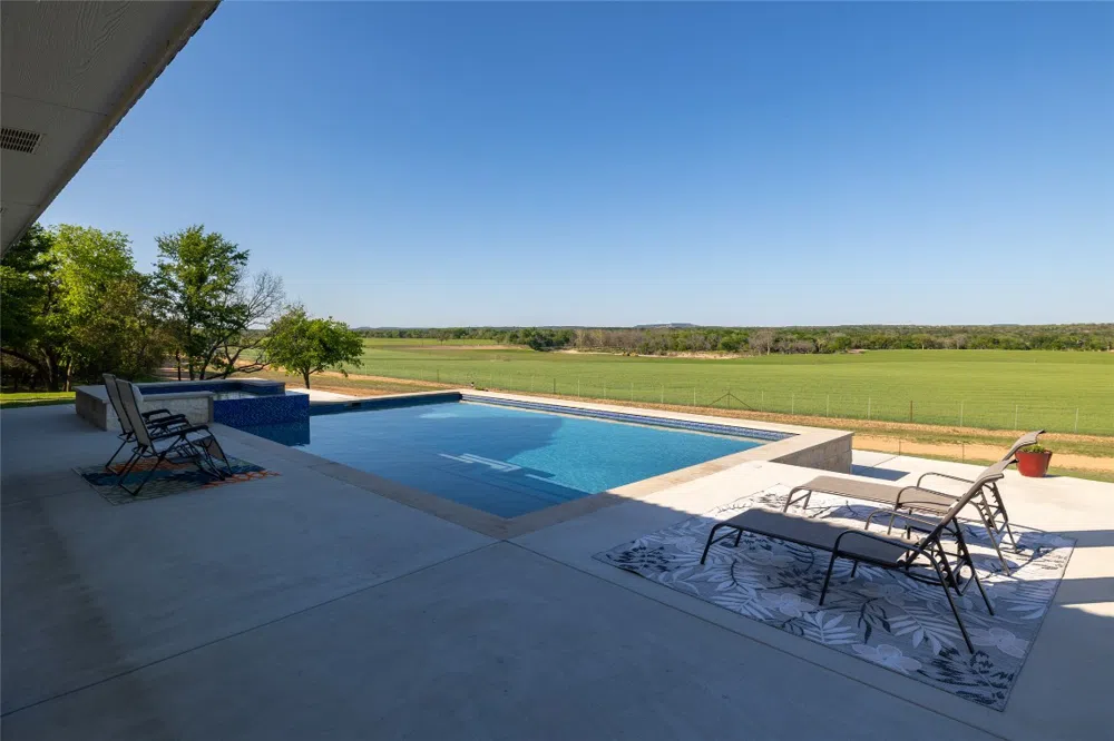 4503 FM 1715 Lampasas, TX 76550