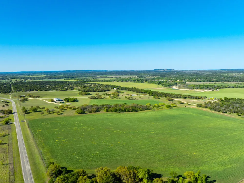 4503 FM 1715 Lampasas, TX 76550