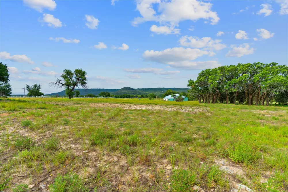 11288 S FM 1174 Bertram, TX 78605