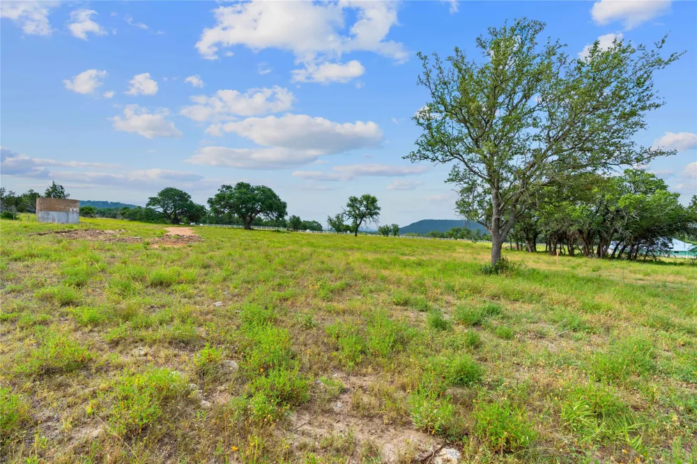 11288 S FM 1174 Bertram, TX 78605