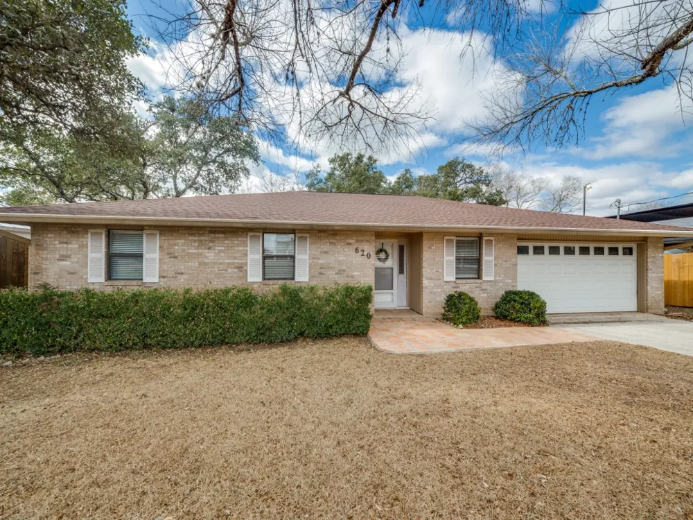 620 Lake Island Drive Canyon Lake, TX 78133