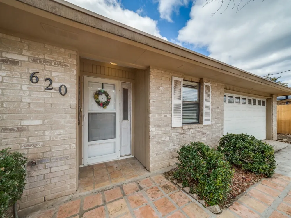 620 Lake Island Drive Canyon Lake, TX 78133
