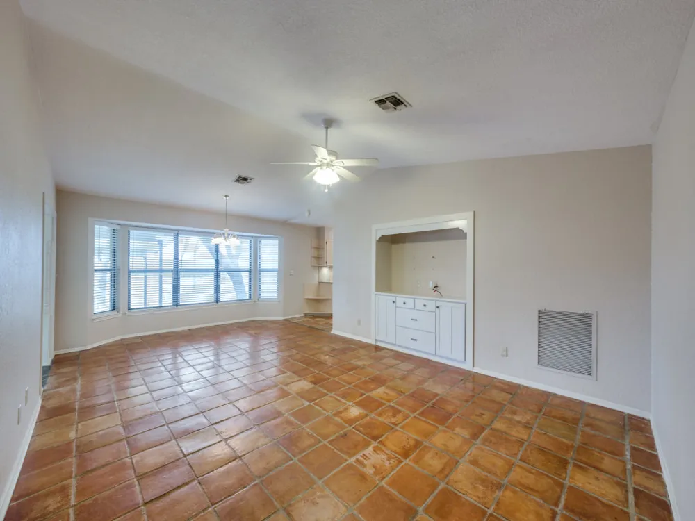 620 Lake Island Drive Canyon Lake, TX 78133