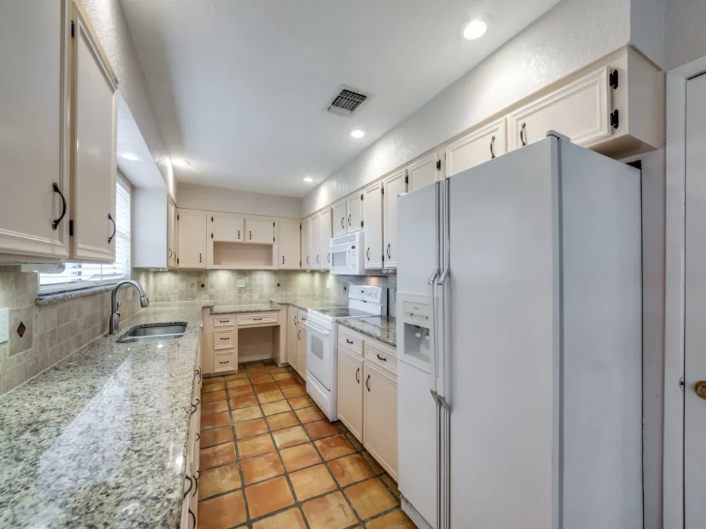 620 Lake Island Drive Canyon Lake, TX 78133