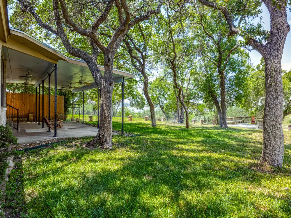 620 Lake Island Drive Canyon Lake, TX 78133