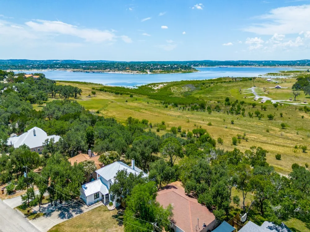620 Lake Island Drive Canyon Lake, TX 78133