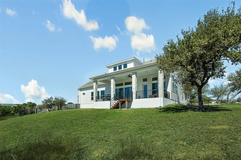 298 Smoke Tree Circle Dripping Springs, TX 78620
