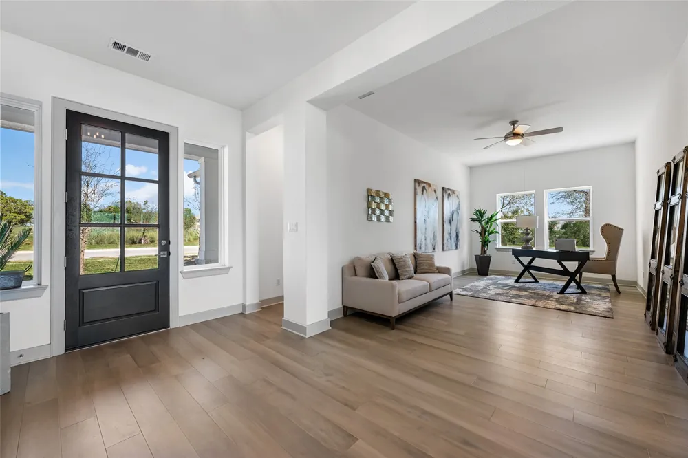 298 Smoke Tree Circle Dripping Springs, TX 78620