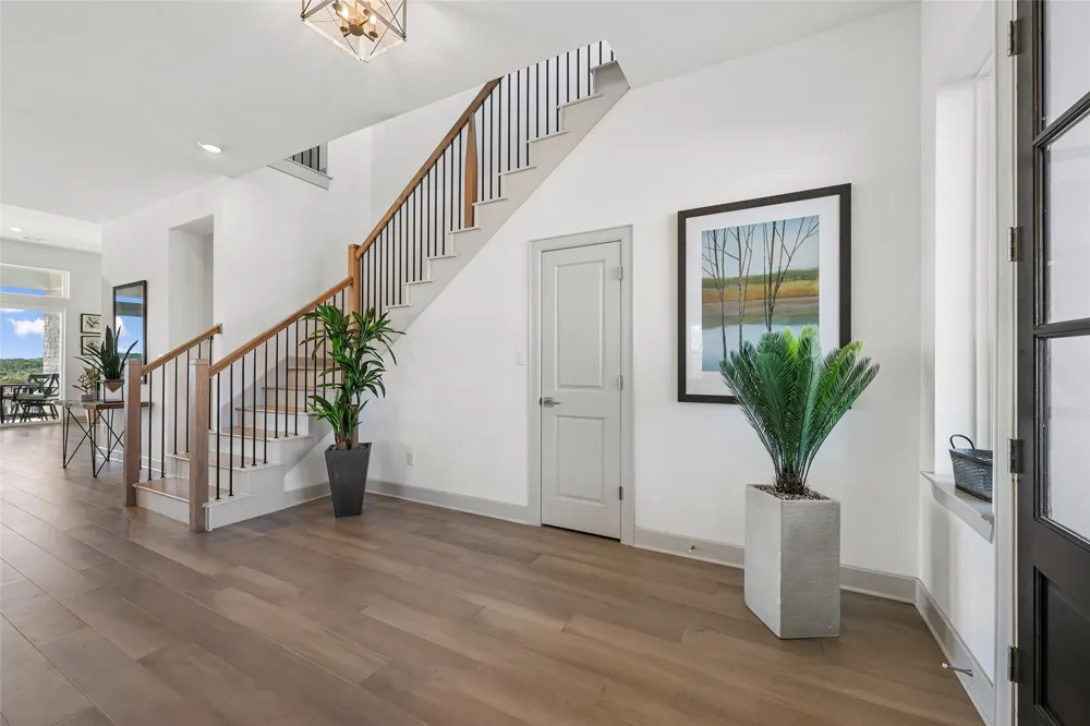 298 Smoke Tree Circle Dripping Springs, TX 78620