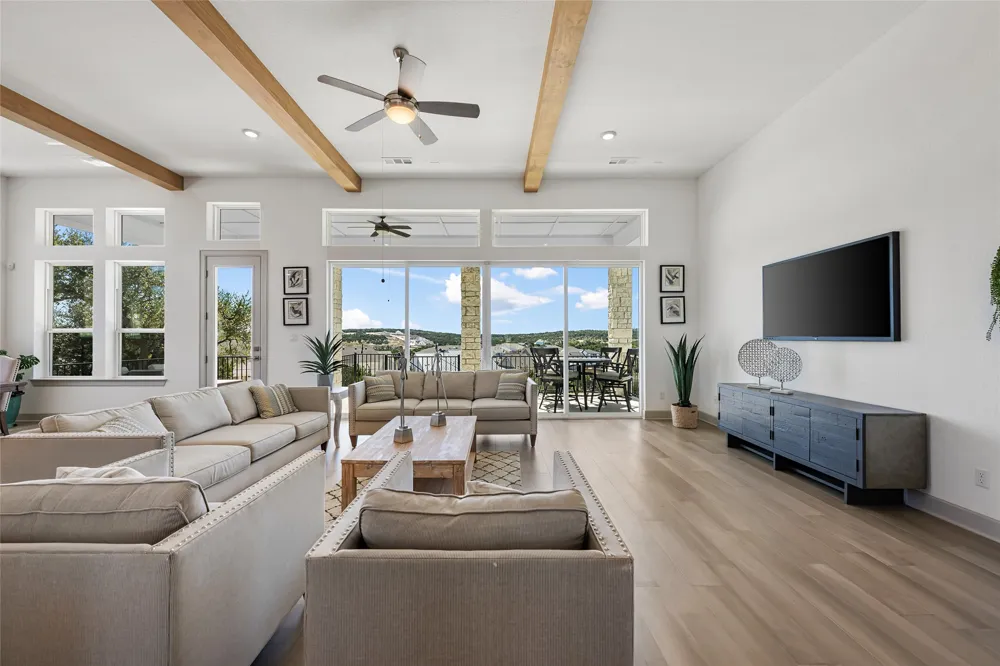298 Smoke Tree Circle Dripping Springs, TX 78620