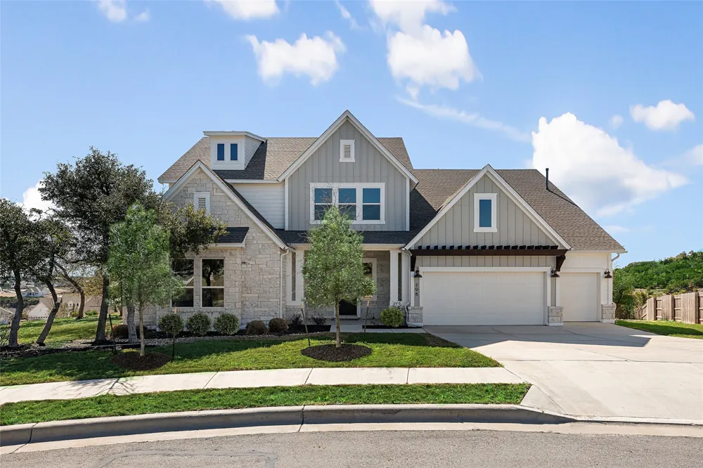 298 Smoke Tree Circle Dripping Springs, TX 78620
