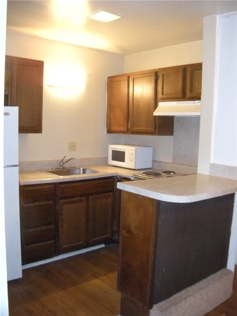 1000 W 26th Street #207 Austin, TX 78705