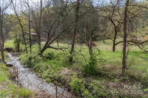 1408 Hamburg Road