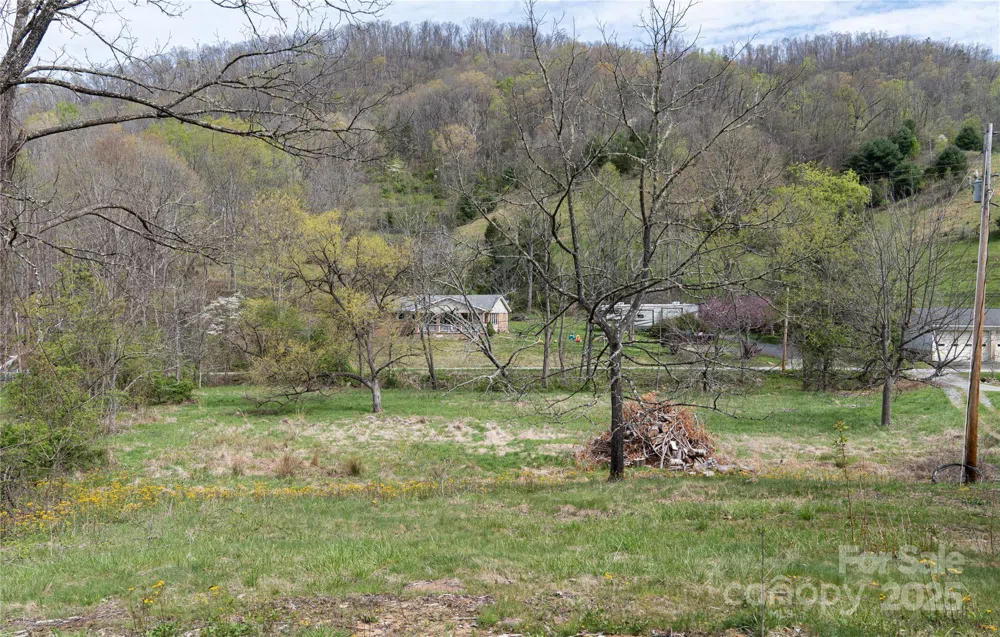 1408 Hamburg Road Mars Hill, NC 28754