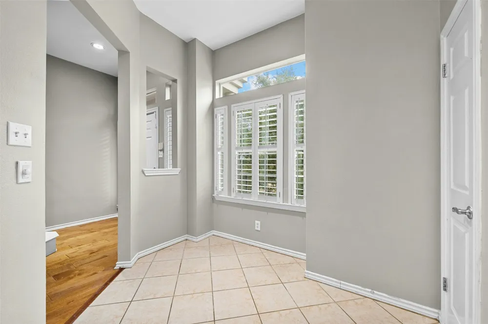 2918 Ranch Road 620 Road #W219 Austin, TX 78734