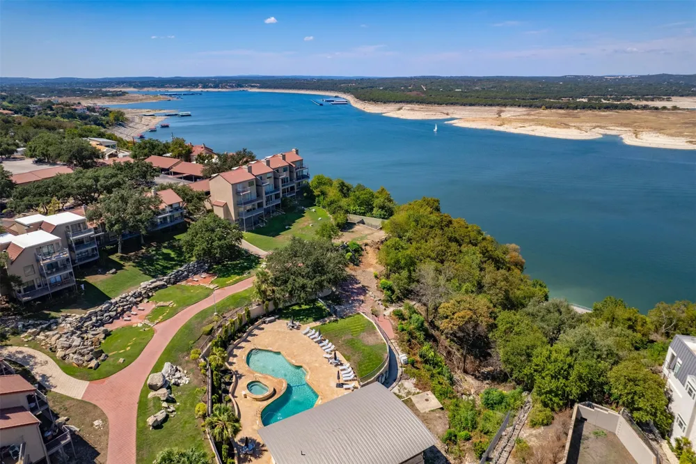 2918 Ranch Road 620 Road #W219 Austin, TX 78734