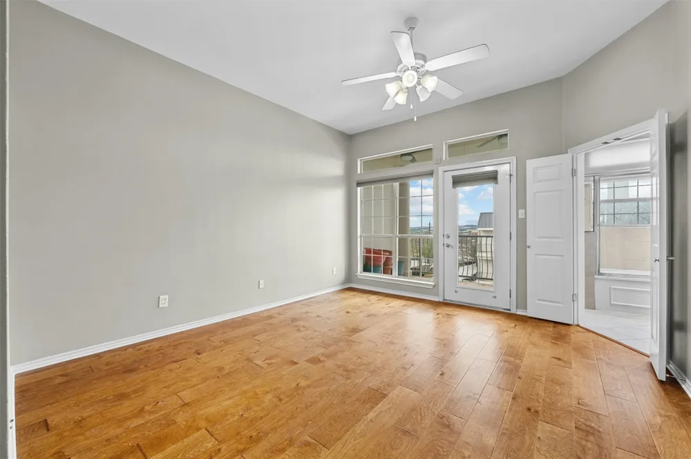 2918 Ranch Road 620 Road #W219 Austin, TX 78734