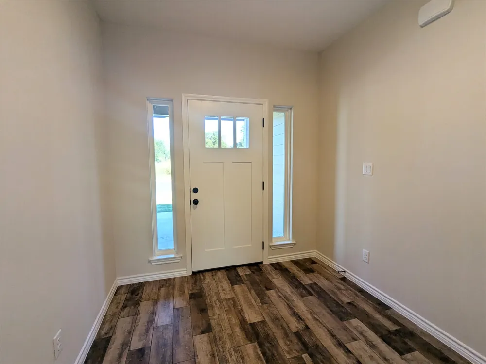 1714 E Avenue G Lampasas, TX 76550