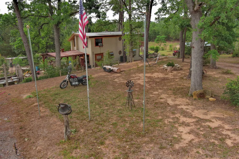 125 Turkey Trot Road Smithville, TX 78957