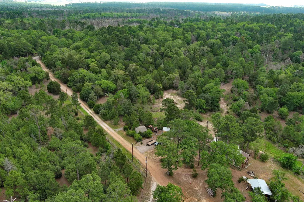 125 Turkey Trot Road Smithville, TX 78957