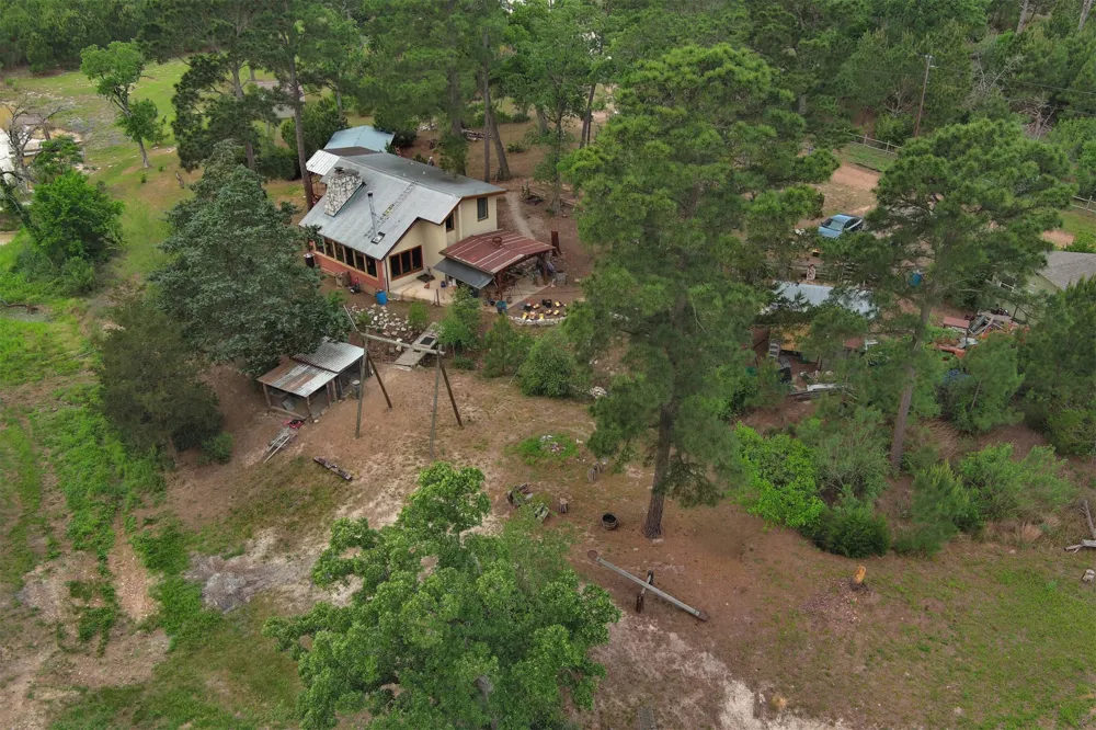 125 Turkey Trot Road Smithville, TX 78957