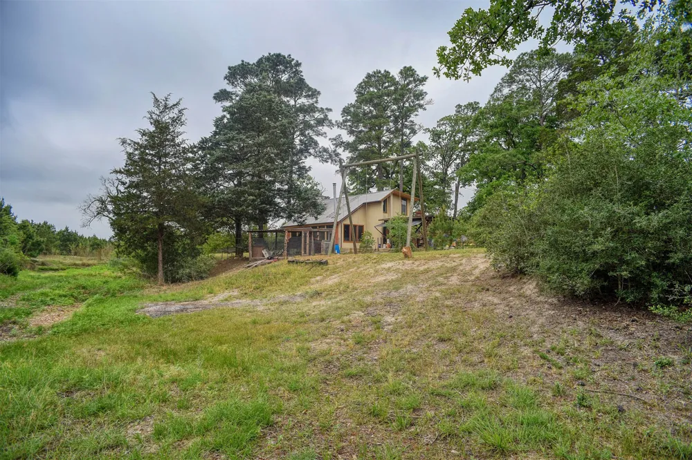 125 Turkey Trot Road Smithville, TX 78957