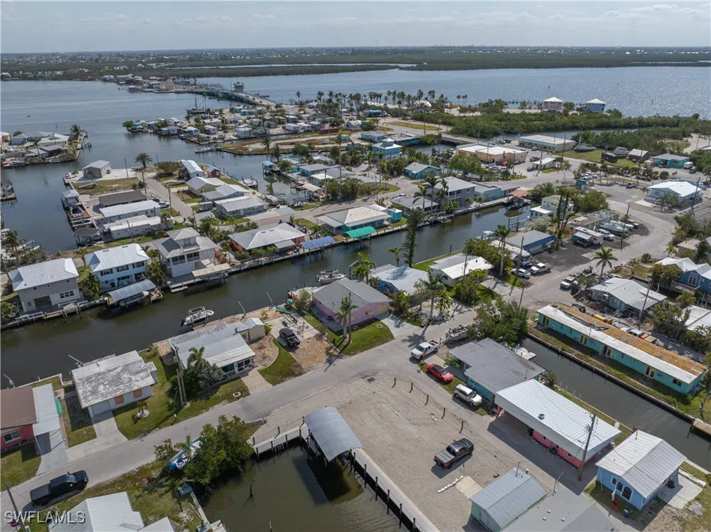 May Street Matlacha, FL 33993