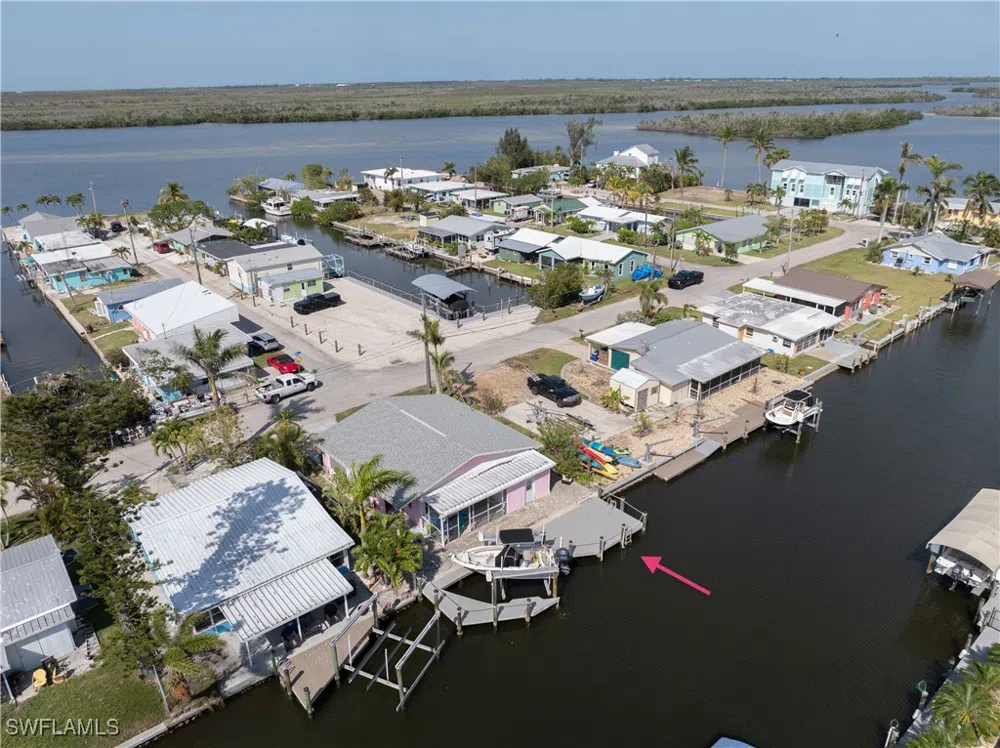 May Street Matlacha, FL 33993
