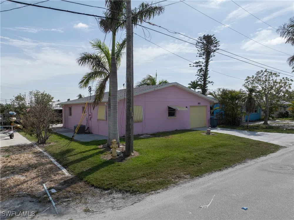 May Street Matlacha, FL 33993
