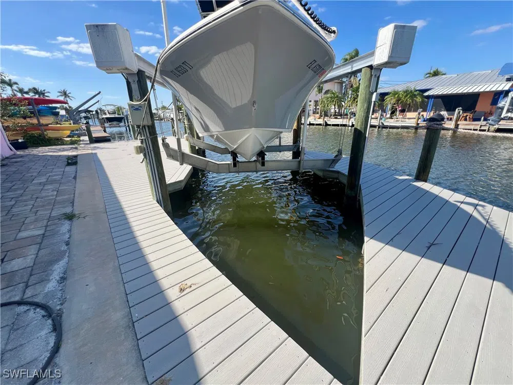 May Street Matlacha, FL 33993