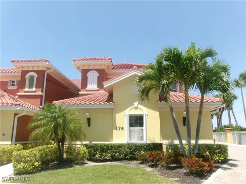 Shadroe Cove Circle #1002