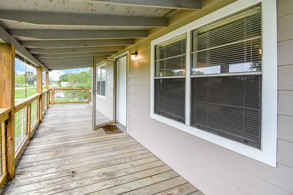 1551 Bayview Drive Palacios, TX 77465