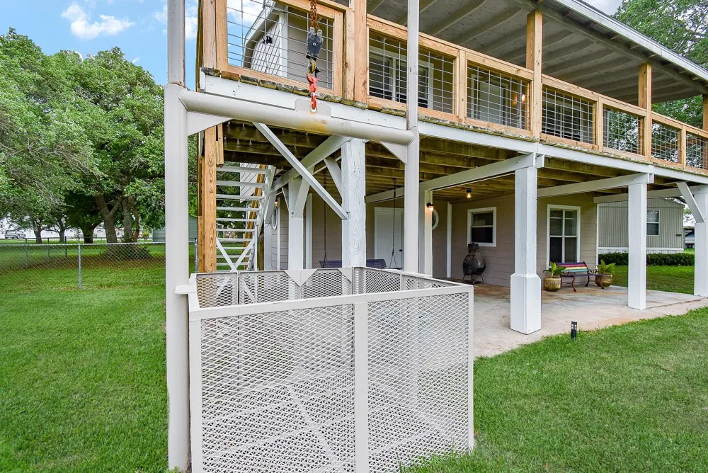 1551 Bayview Drive Palacios, TX 77465