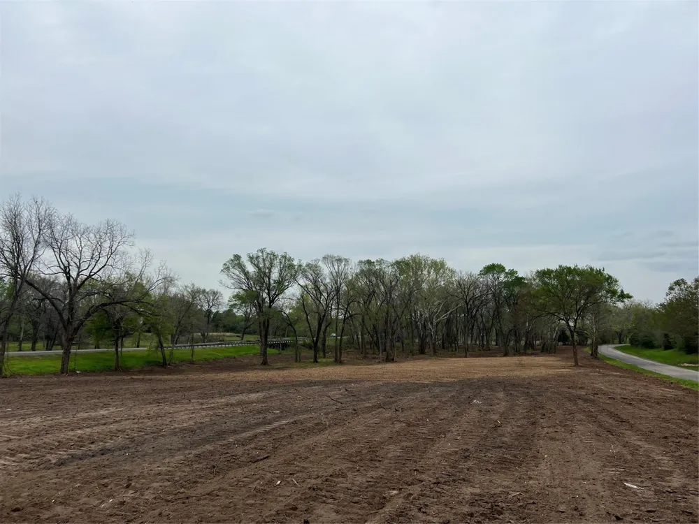 2 Tx-105 Washington, TX 77880