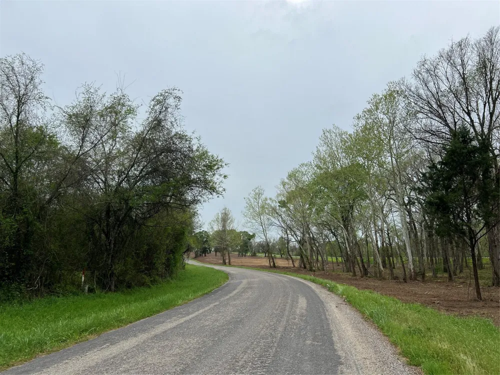 3 Tx-105 Washington, TX 77880