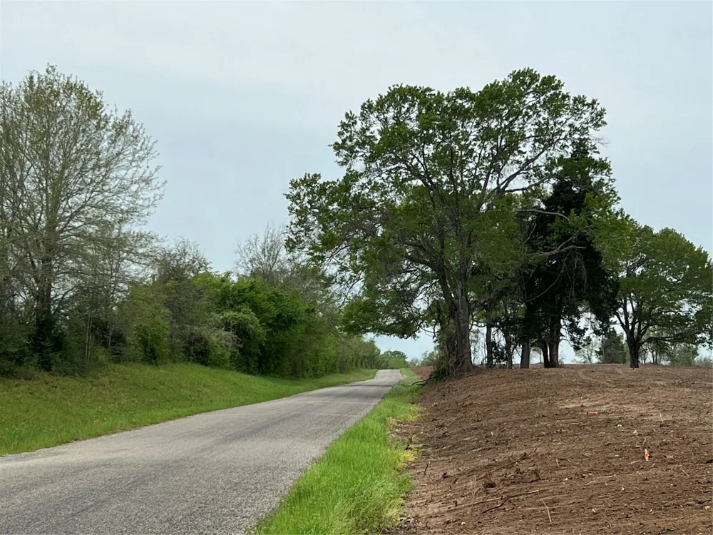 1 Tx-105 Washington, TX 77880